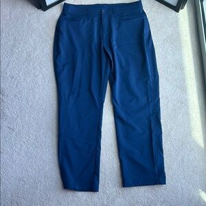 NWOT Under Armour Blue Versatile Lightweight Pants